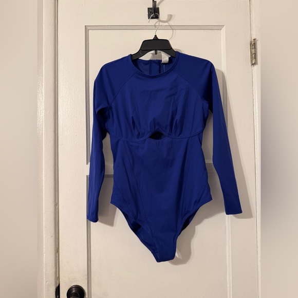 Fabletics Offshore Long Sleeve One-Piece Swimsuit Sz Large - Picture 6 of 8